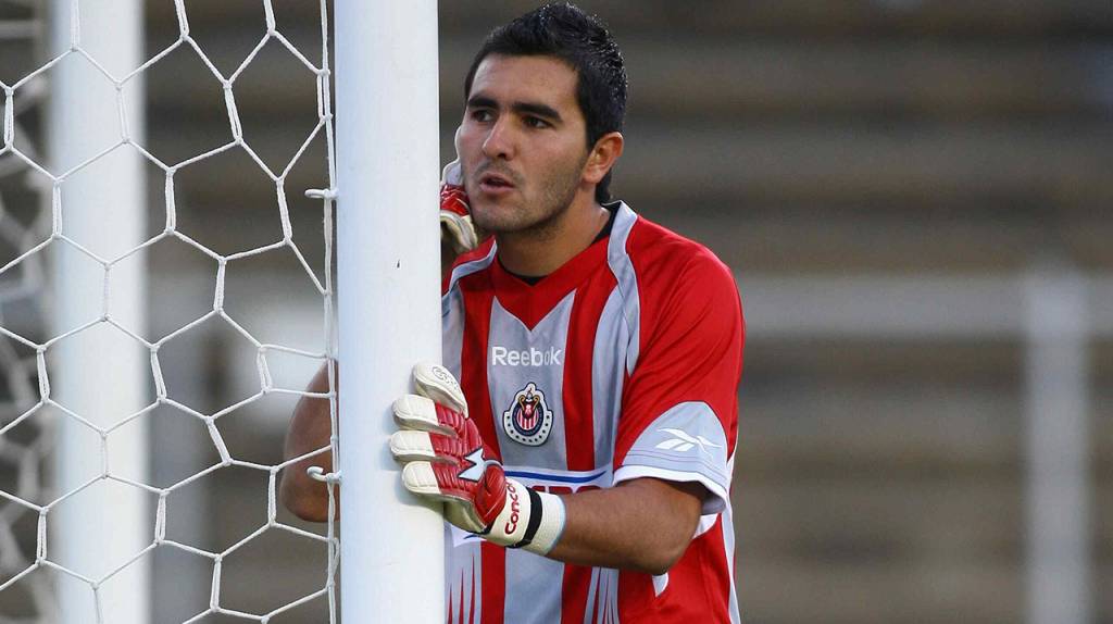 Clásico Nacional: ¿Equipazo? No, es el XI de la vergüenza de Chivas